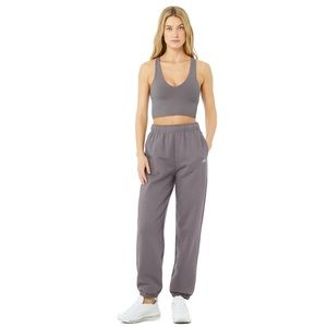 Alo Yoga Accolade Sweat Pant in Purple Dusk
